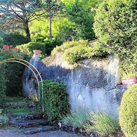 Maison De Charme En Perigord 10 Personnes La Maison D'albertine * Peyrillac-et-Millac