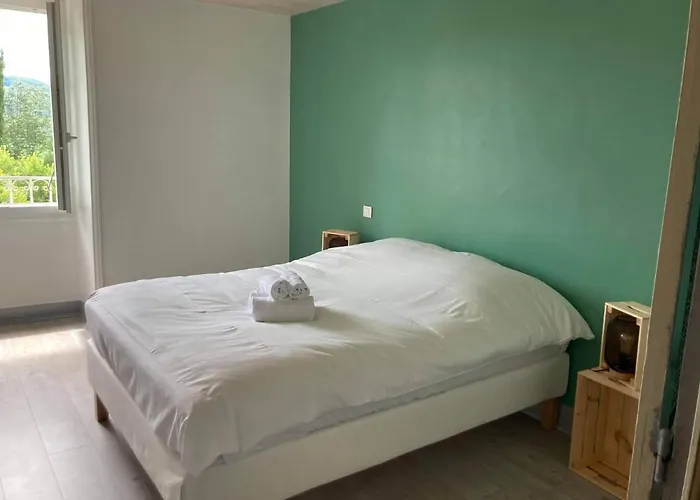 Maison De Charme En Perigord 10 Personnes La Maison D'albertine * Peyrillac-et-Millac